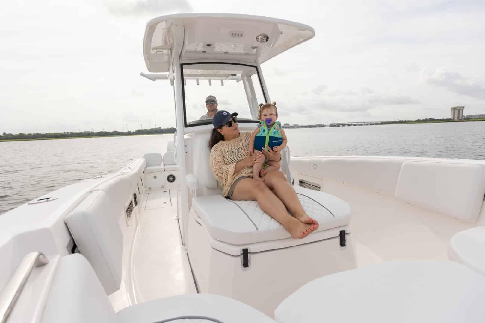 Sea Fox introduces 32-foot center console